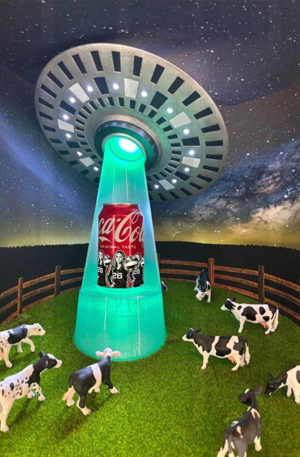 adobe-coca-cola-diorama-fabricaion